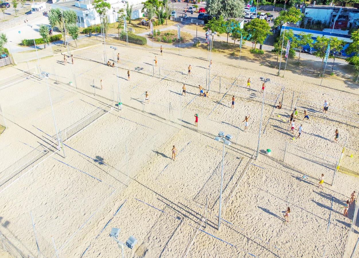Hotel Paloma Beach Front Chiringuitos Time Rimini Buitenkant foto